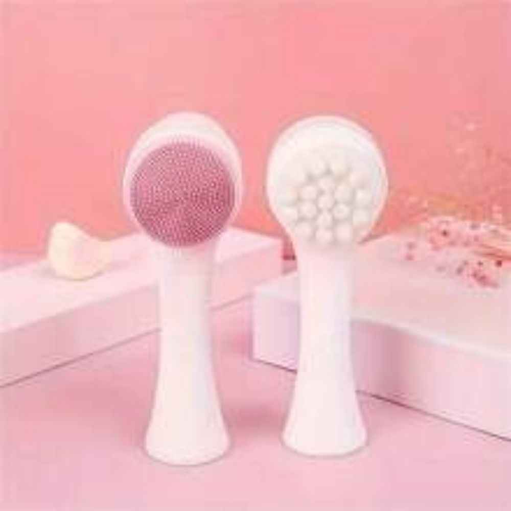 Gentle Nylon Pet Paw Brush For Cleaning And Massage