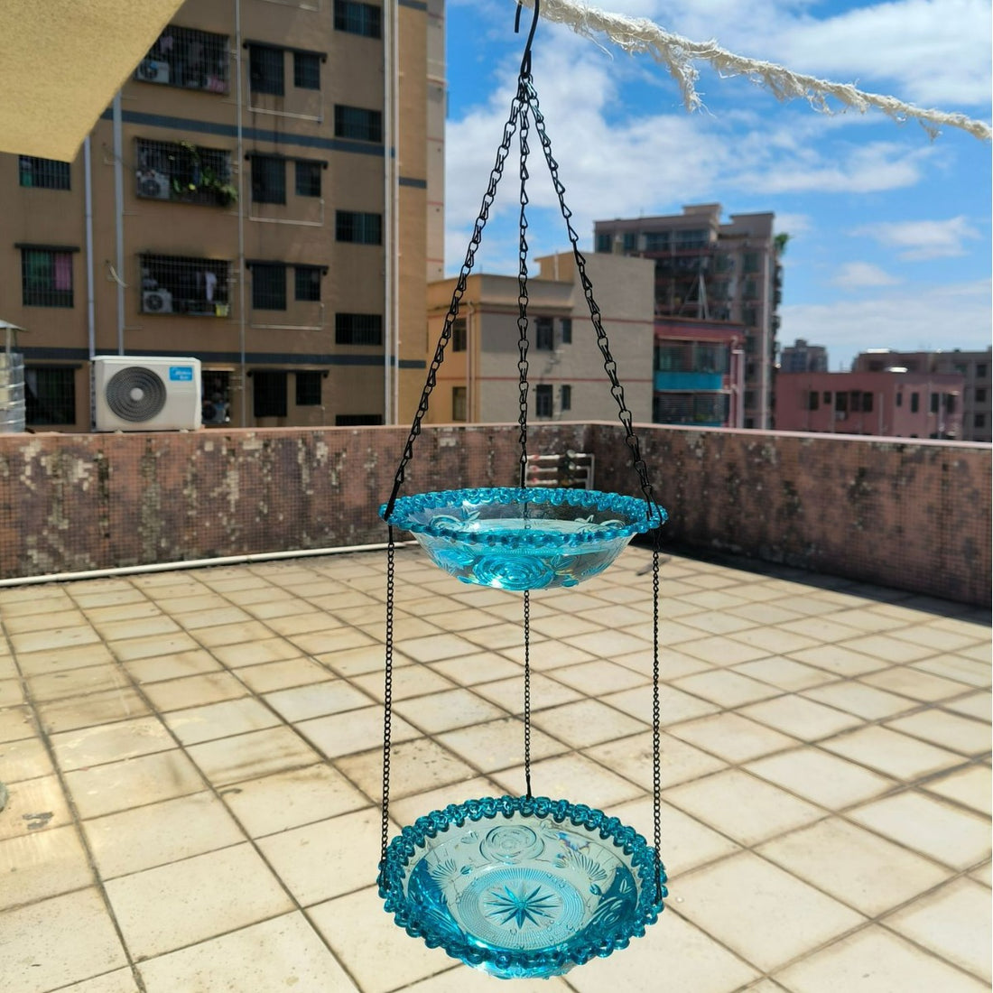 Double Outdoor Hanging Feeder Courtyard