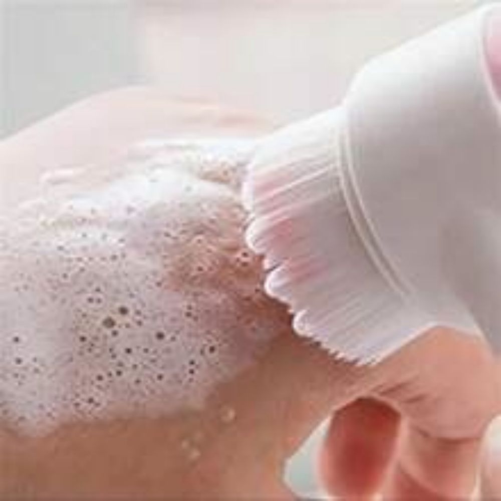 Gentle Nylon Pet Paw Brush For Cleaning And Massage