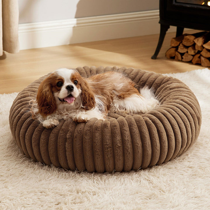 Plush Round Pet Bed With Warm Vertical Stripe Comfort Mat