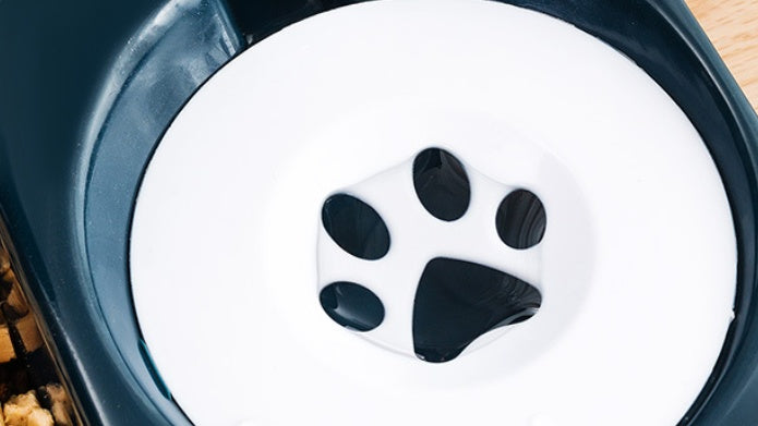 Automatic Pet Food And Water Feeding Bowl Combined Device