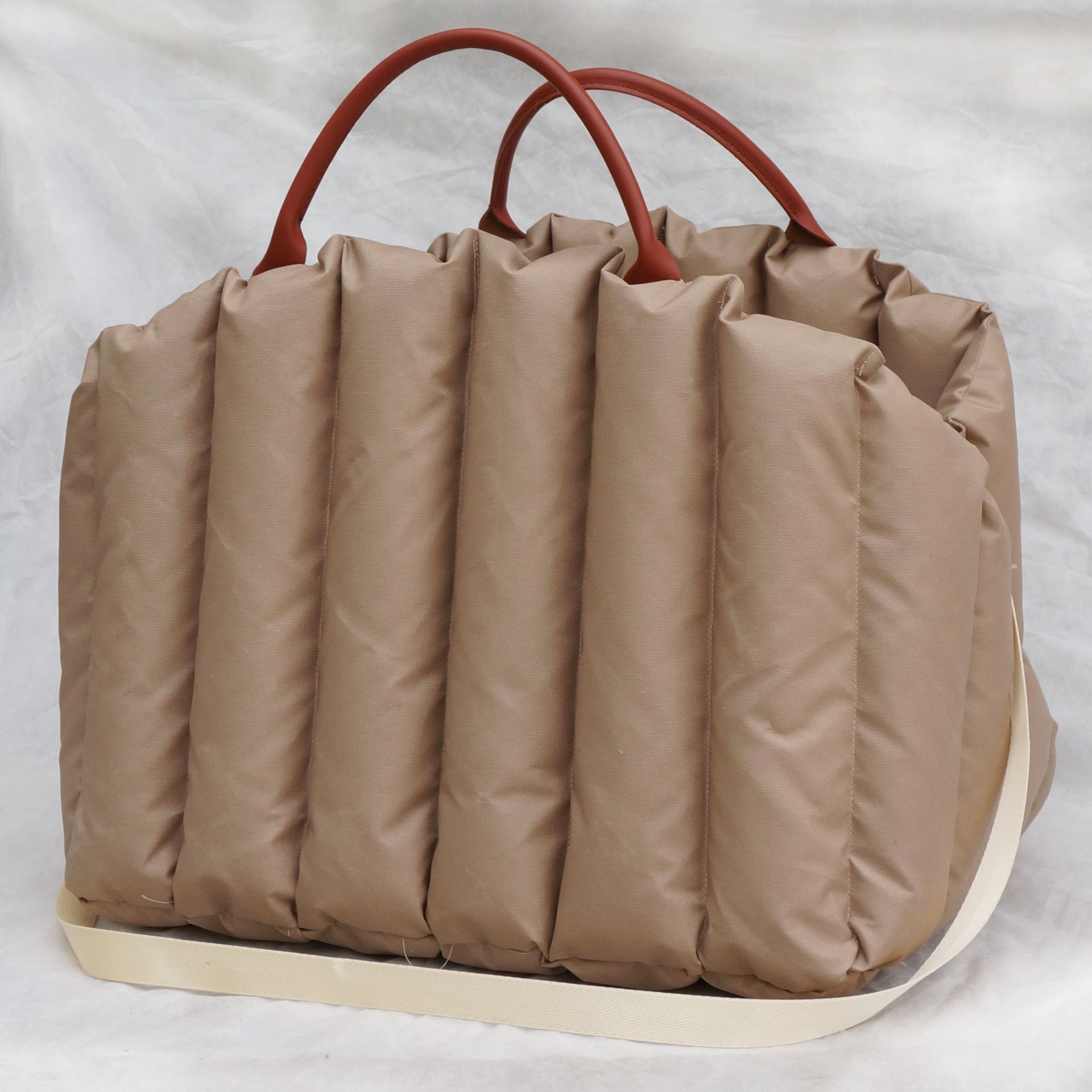 Portable Pet Carrier For Car Travel And Safety